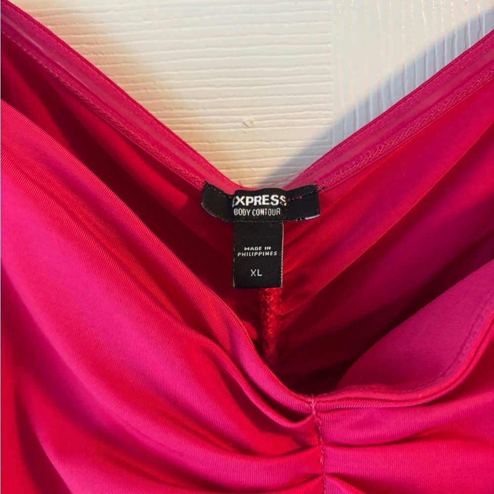 Express Fuchsia Ruched Bodysuit - Picture 2 of 3